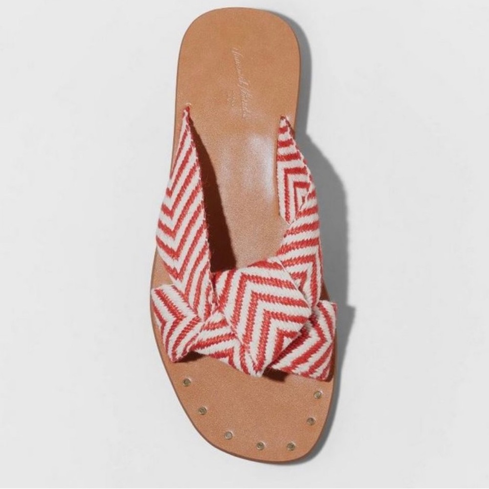NWT Universal Thread Louise Sandals Red
